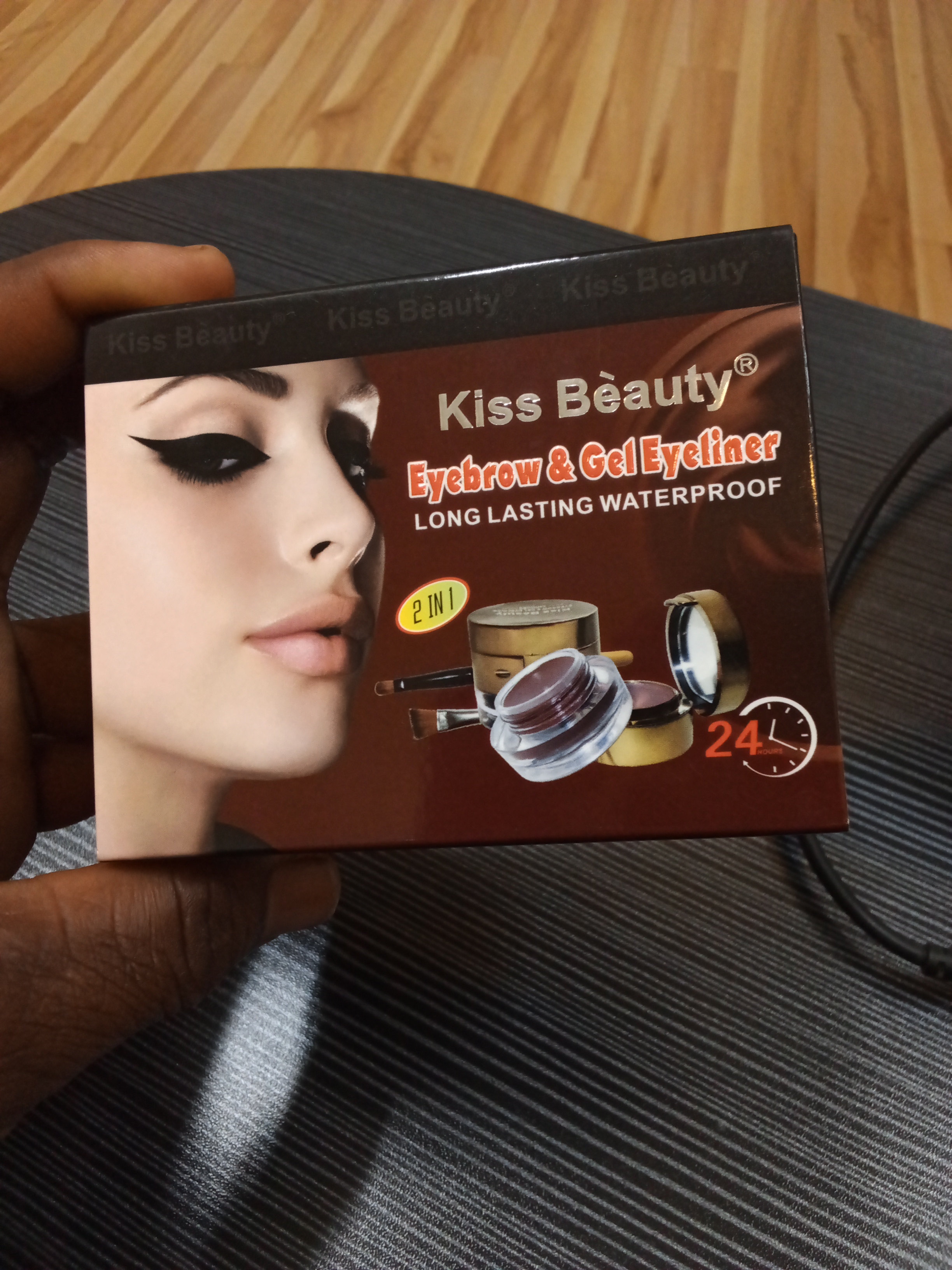 Eyebrow kiss beauty