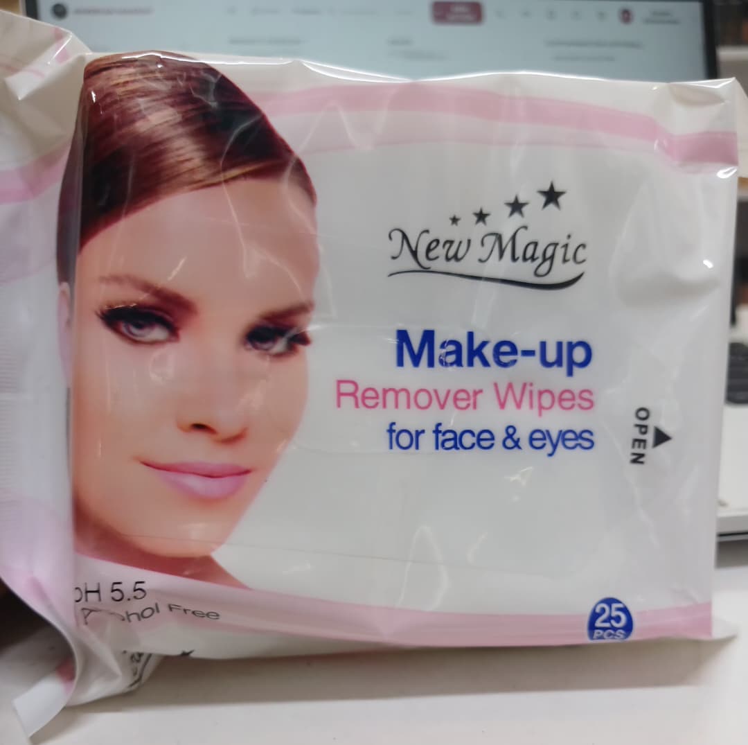 Makeup remover wipes