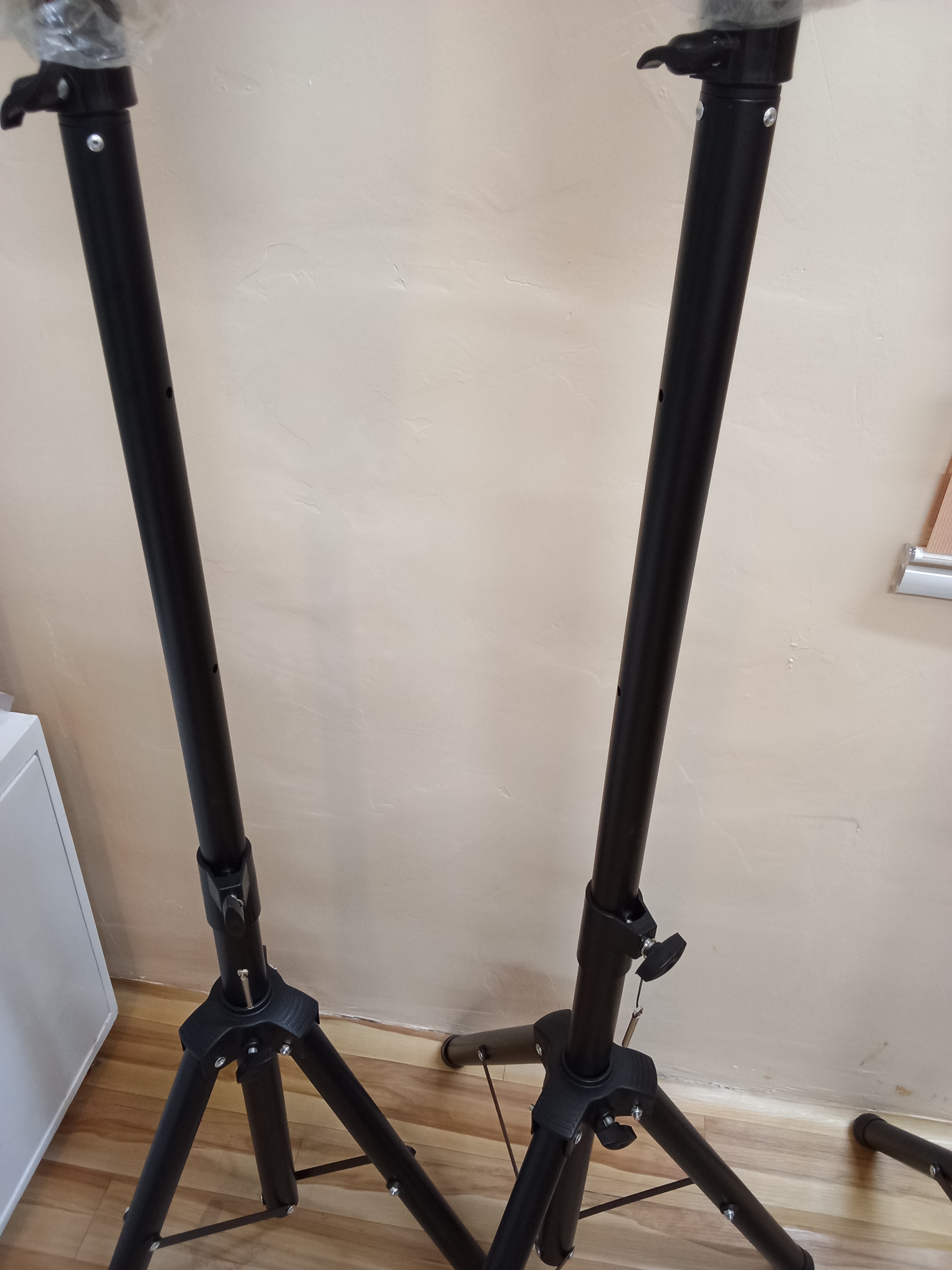 Wig stand